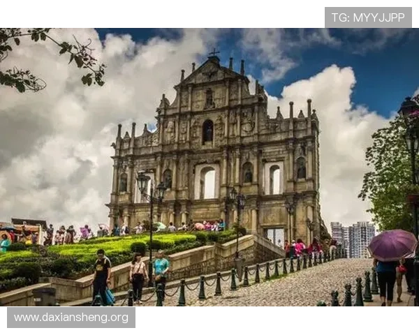 澳门第一娱乐城提供最全面的博彩、餐饮和休闲服务，让您的旅程更加精彩